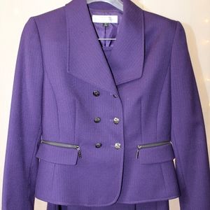 TAHARI Arthur S. Levine Skirt Suit 4P